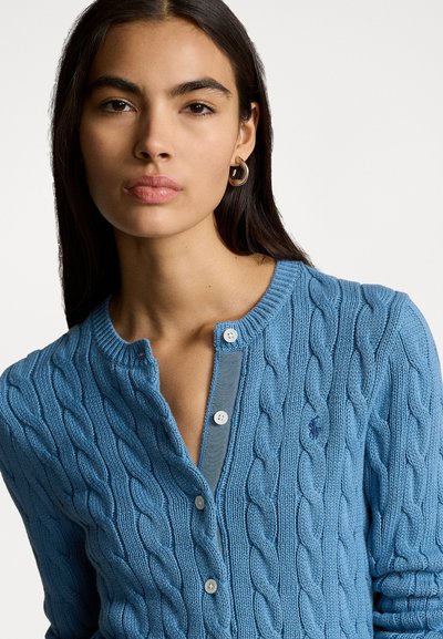 Polo Ralph Lauren CABLE KNIT COTTON CREWNECK CARDIGAN - Kardigan - camp blue