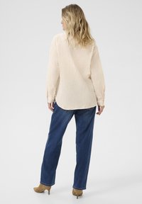 Cream LUNA - Hemdbluse - ancient scroll