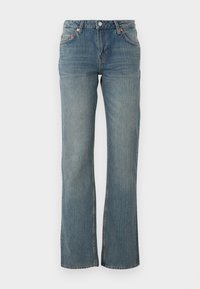 Jeans din denim albastru deschis au o croială dreaptă, un design cu cinci buzunare și accente din metal cupru. Tesătura are un finisaj ușor texturat.