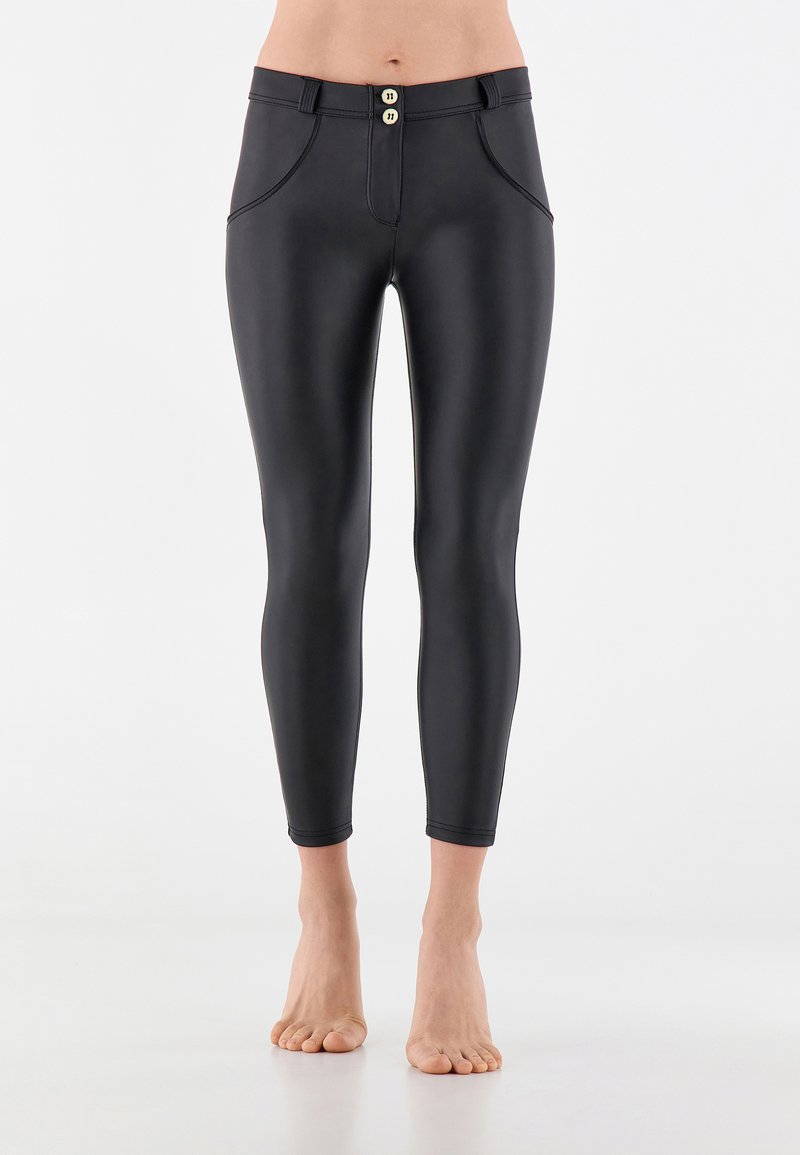 Freddy WR.UP® CLASSIC PUSH-UP - Nohavice - nero