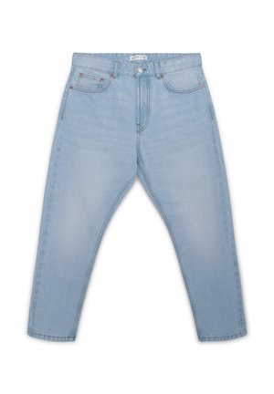 Jeans in denim blu chiaro con taglio dritto, cinque tasche e cuciture a contrasto. Presentano una chiusura con bottone e cerniera.