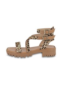 Sandales à bout ouvert imprimées léopard avec une base beige. Comprend deux sangles à boucle réglables et une semelle épaisse et texturée pour une meilleure adhérence.
