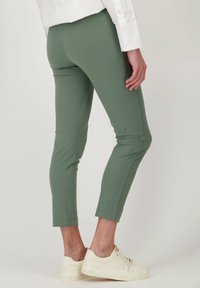 Claude Arielle Broek - petrolgreen