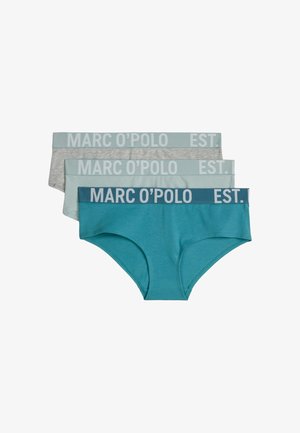 Drie paar damesbroekjes in teal, lichtblauw en grijs met merkbanden met de tekst "MARC O'POLO EST." in contrasterende kleuren.