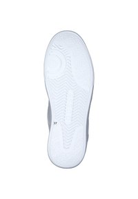 Suela de zapatilla de goma blanca con un patrón texturizado, que incluye un logo circular y la marca "GUESS", tamaño marcado como 37.