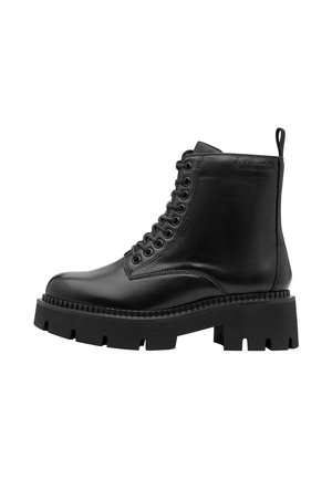 Tamaris, STIEFELETTE - Členkové šnurovacie čižmy - black