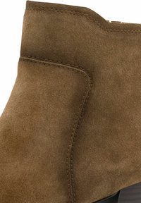 Tamaris Ankelstøvler - camel