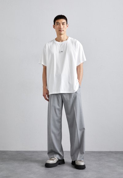 MM6 Maison Margiela Paprasti marškinėliai - white