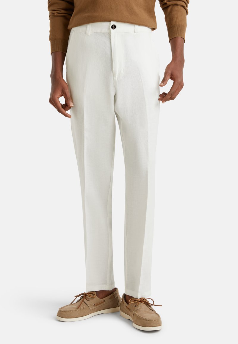 United Colors of Benetton Chinosy