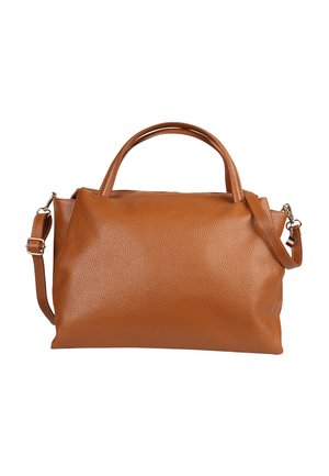 Handtas van tan leer met een gestructureerd oppervlak, dubbele bovenhandvaten en een afneembare schouderriem. Voorzien van een ritssluiting en minimale hardware.