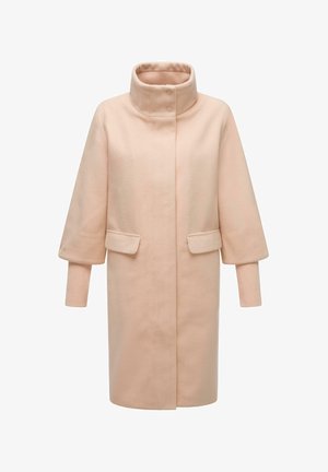 Peach-colored coat made of soft fabric, featuring a high collar, two front pockets, and slightly oversized three-quarter sleeves.
