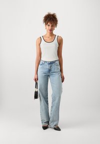 Vero Moda Tall VMVIOLA TANK - Top - star white