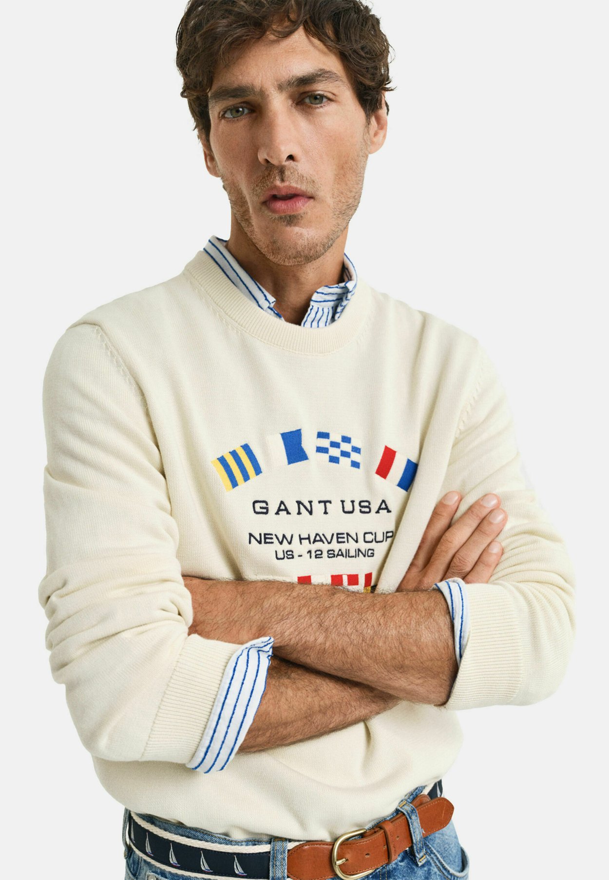 CREW NECK
