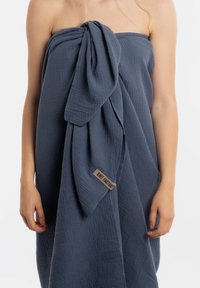 Knit Factory LIV - Strandaccessoire - blue denim