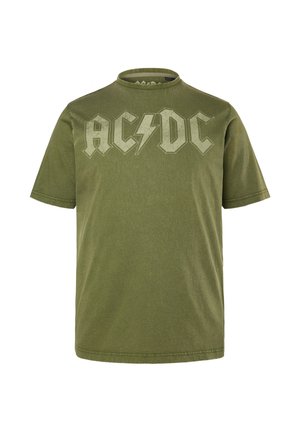 Olivengrøn bomuld T-shirt med korte ærmer, prydet med bandlogoet "AC/DC" i en grå, fed skrift over brystet. Klassisk rund hals.