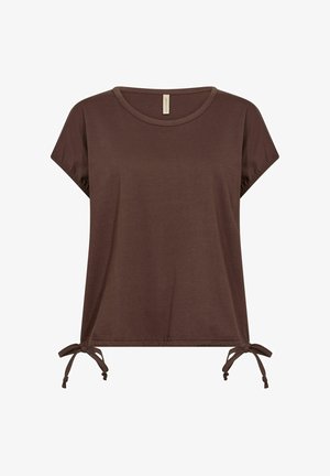 Browna majica s kratkimi rokavi in okroglim izrezom, z vrvicami na robu in mehko, gladko teksturo. Enostavna, sproščena oblika.