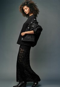 Next TRUCKER - Chaqueta vaquera - black eyelet