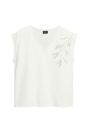 Biała bezrękawnikowa koszulka z dekoltem w serek z srebrnym cekinowym wzorem liścia na lewym ramieniu.