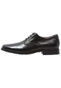 Clarks Stringate - black