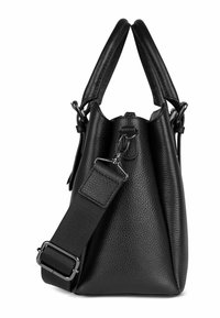 Borsa a mano in pelle nera con finitura testurizzata, manici superiori e una tracolla regolabile con fibbia in metallo e hardware a clip.