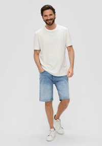 s.Oliver Short en jean - blau