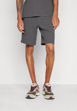 Lyle & Scott Shorts - gunmetal