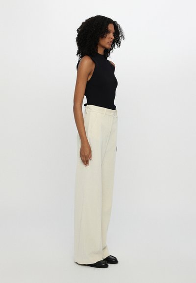 WEEKEND MaxMara TANIA - Hlače - off white