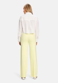 Marc Cain WINDER - Stoffhose - bright vanilla