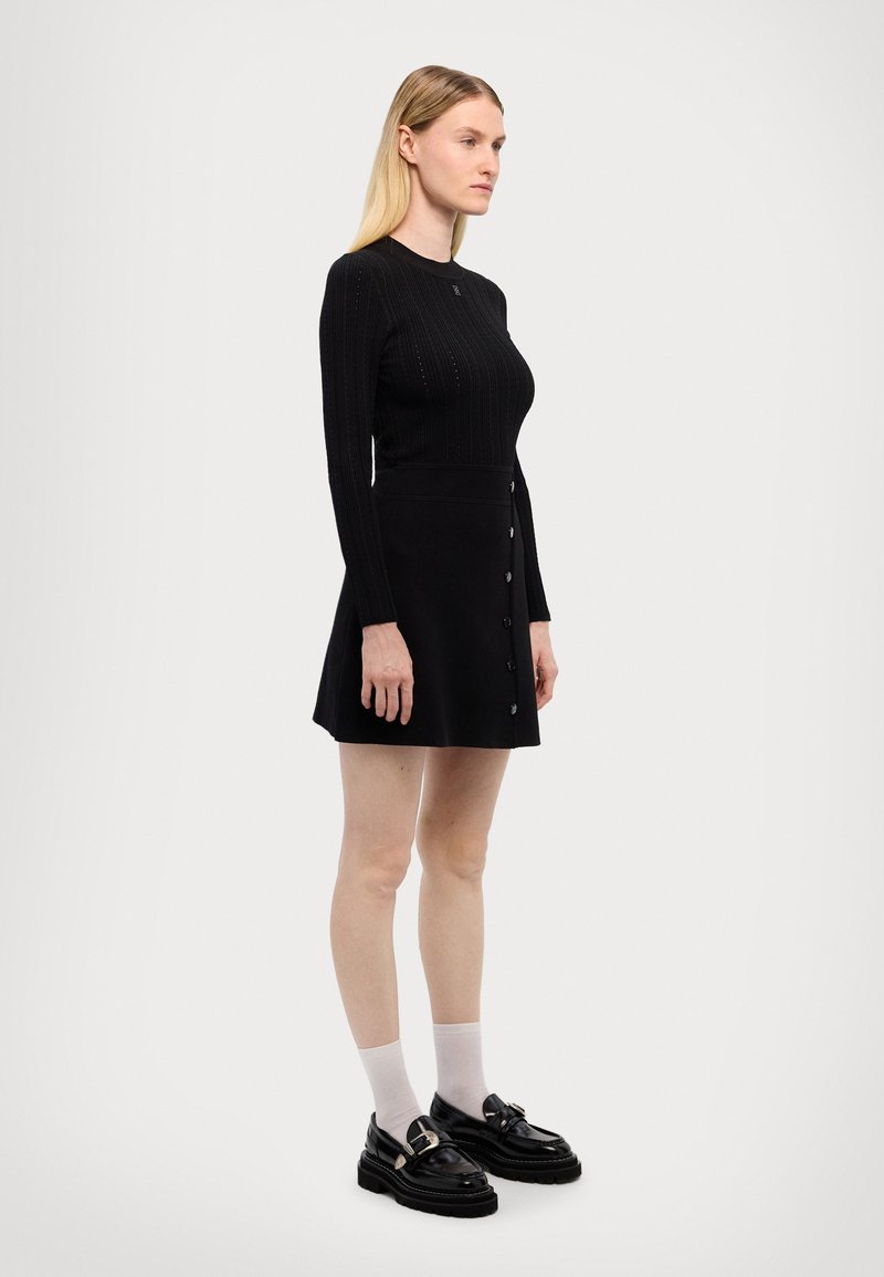 sandro Strickkleid - noir