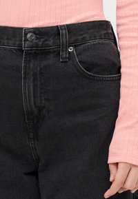 Gap Tall LONG CARTELLI - Traperice opuštenog kroja - black