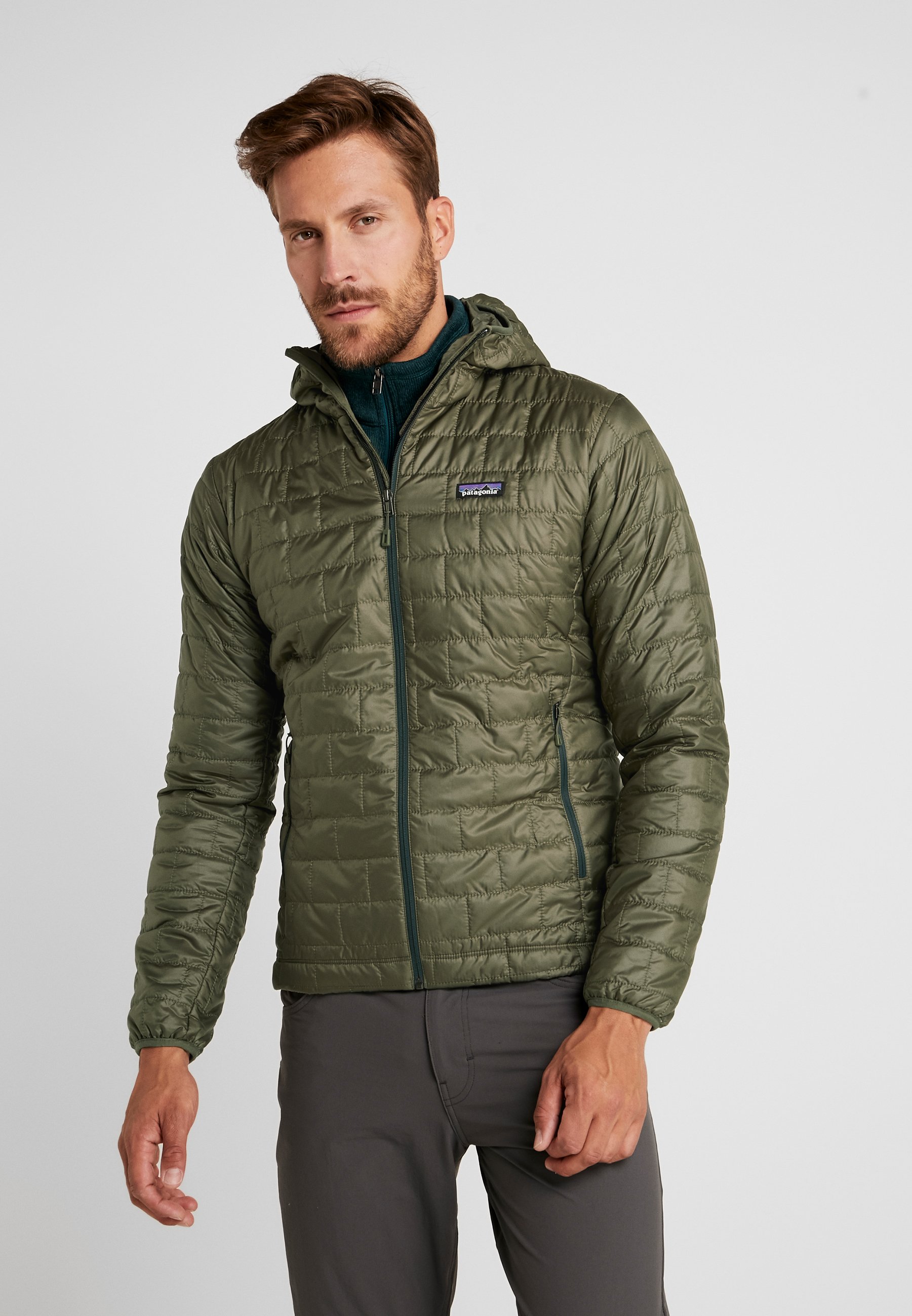 Patagonia NANO PUFF HOODY Vinterjacka industrial green Patagonia NANO PUFF HOODY Vinterjacka industrial green
