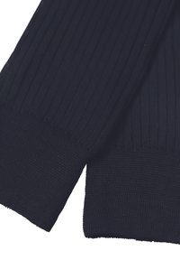 Tessuto nero a coste con una texture a maglia liscia ai polsini. Il materiale sembra morbido ed elastico, progettato per il comfort e la vestibilità.