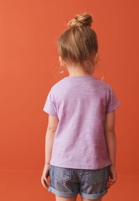 Next SHORT SLEEVE SEQUIN REGULAR FIT - T-shirts print - lilac