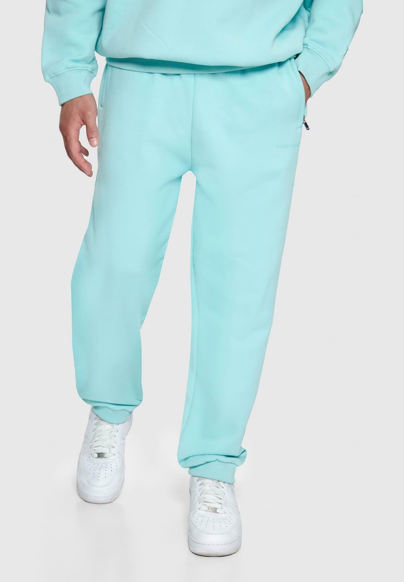 Dropsize BAZIX REPUBLIQ SUPER HEAVY BLANK JOGGER - Træningsbukser - tiffany