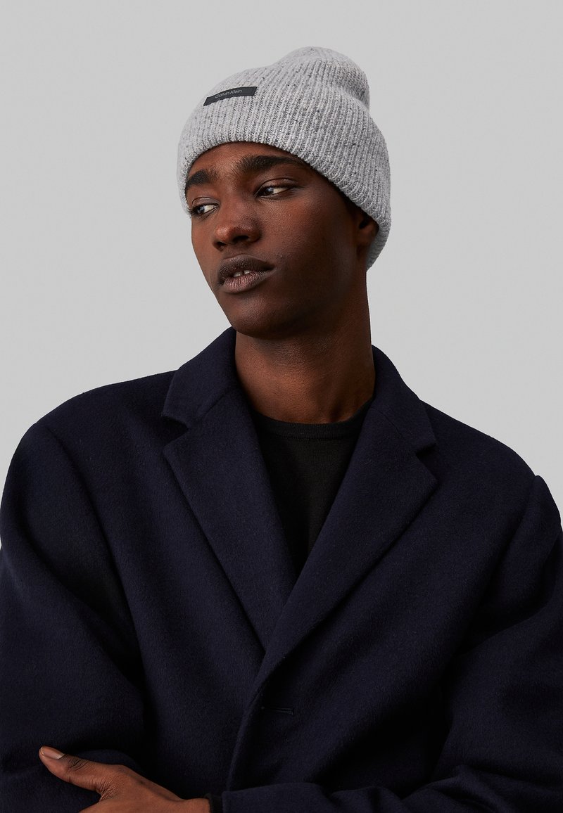 Calvin Klein BEANIE UNISEX - Căciulă - mid gray