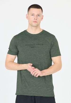 S/S PERFORMANCE - T-shirt till träning - dusty forest