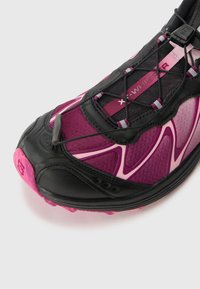Salomon Sportstyle XT WHISPER UNISEX - Trainers - black/fairytal/knockout