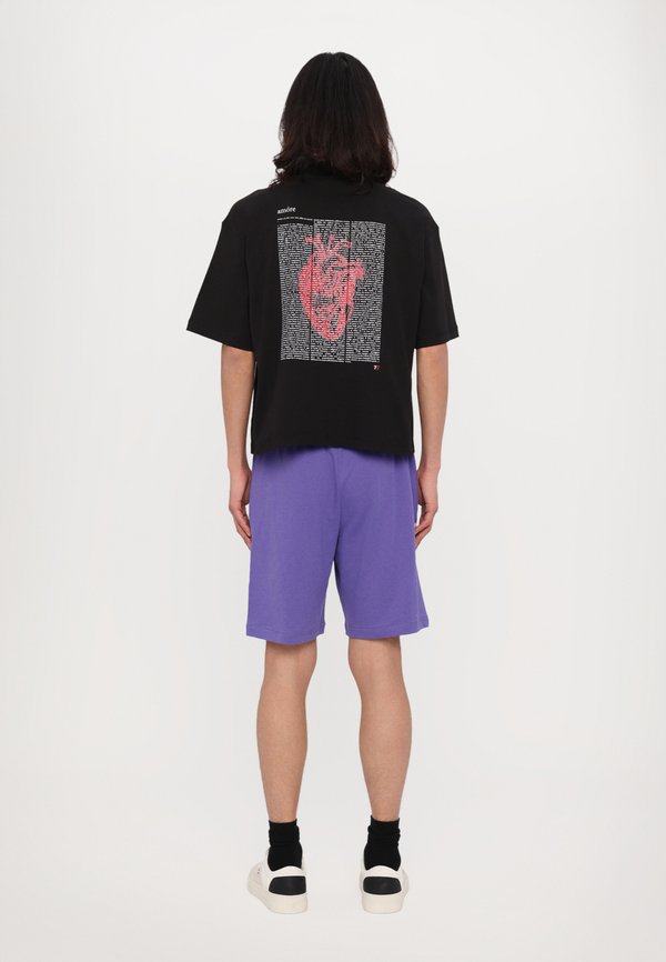 UNISEX - Print T-shirt - cuore giornale