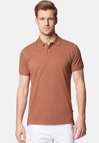 Niewybrane, light brown