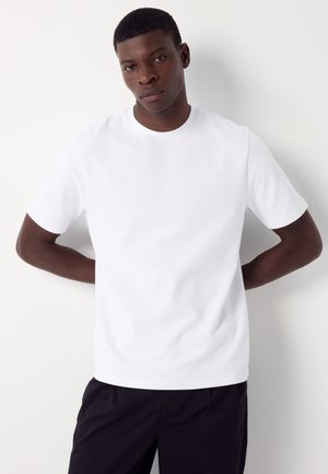 Next REGULAR FIT-SMART SOFT  3 PACK - T-Shirt print - navy white stone