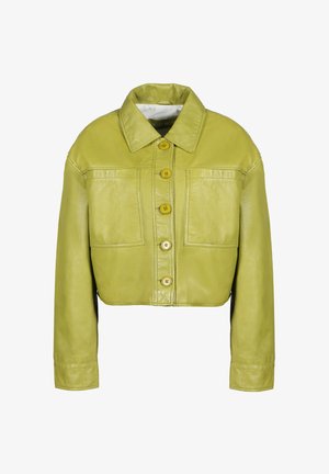 Gekürzte Lederjacke in leuchtendem Grün, mit klassischem Kragen, vorderem Knopfverschluss und zwei Brusttaschen mit kontrastierenden Knöpfen.