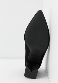 RAID Escarpins à talons hauts - black