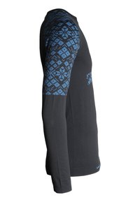 Svart långärmad skjorta med blå geometriska mönster på axlarna, slät textur, figurnära design och ribbade ärmslut.