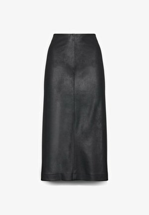 Sort lædermidi nederdel med en glat tekstur, høj talje og en centreret lynlåslukning bagpå. Simpelt design uden mønstre eller detaljer.