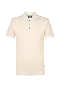 Korte mouwen polo shirt in crème met een gestructureerd patroon, knoopsluiting en ribgebreide kraag en zoom. Gemaakt van zachte gebreide stof.