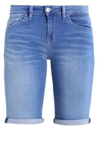 Jeansshorts, blå med blekningar, med uppvikta fållar. Femficksdesign med knappstängning och bälteshällor. Mjuk struktur.