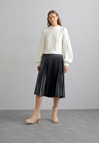 Proenza Schouler White Label PLEATED SKIRT - Skladaná sukňa - black