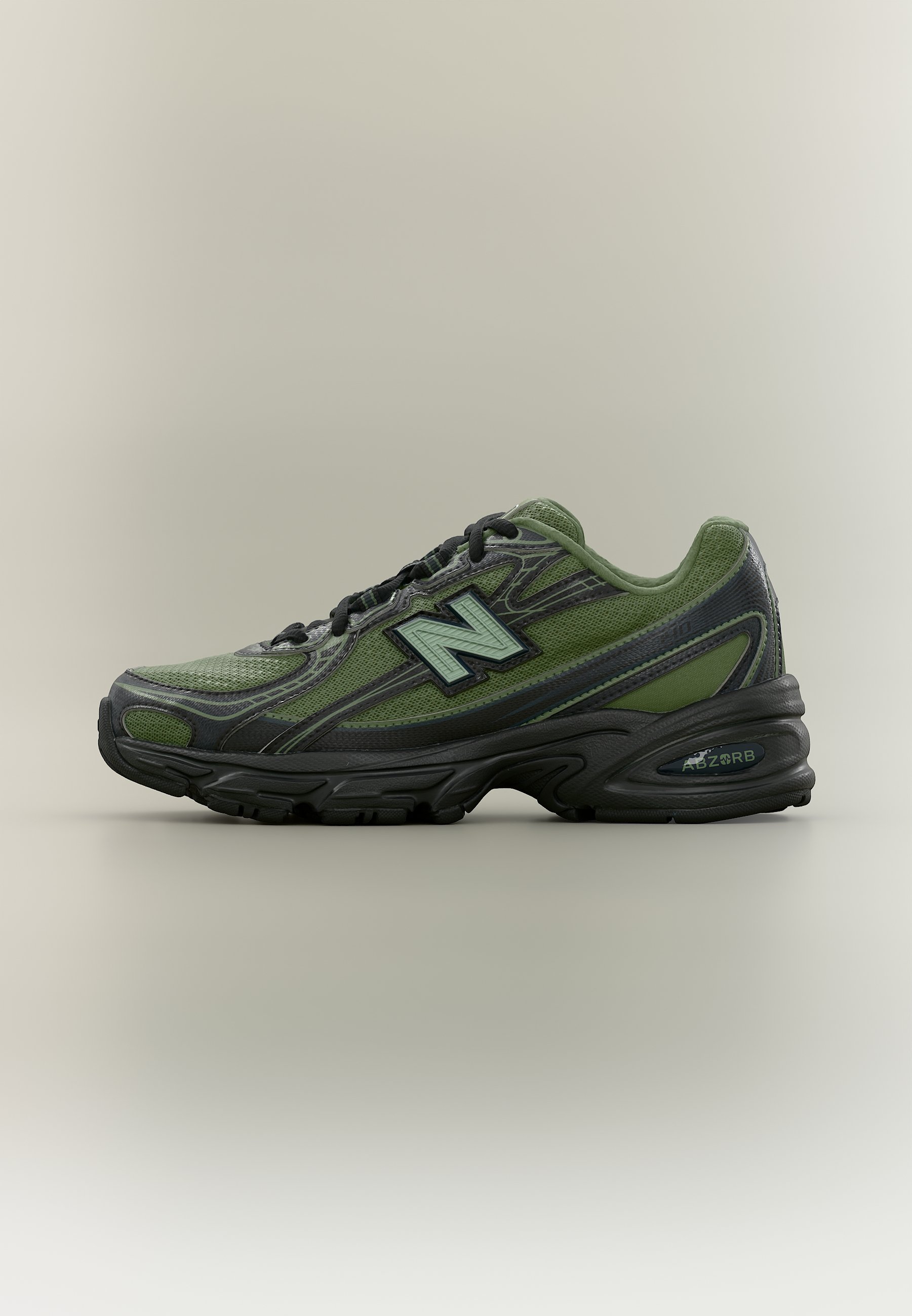 New Balance 740 Unisex-Sneaker (Utility Green/Phantom) bei Zalando für nur 43,96 € statt 99,95 €!
