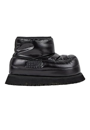 Maison Martin Margiela, SNOW BOOTS BLACK - Bottes de neige - black
