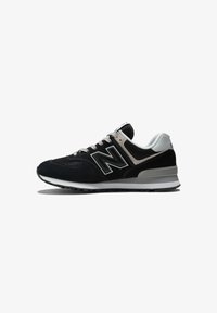 Unselected, black nb white